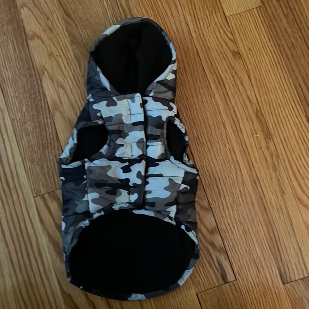 🎉HP🎊 Dog camo hooded vest